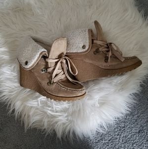 Union bay wedge moccasins